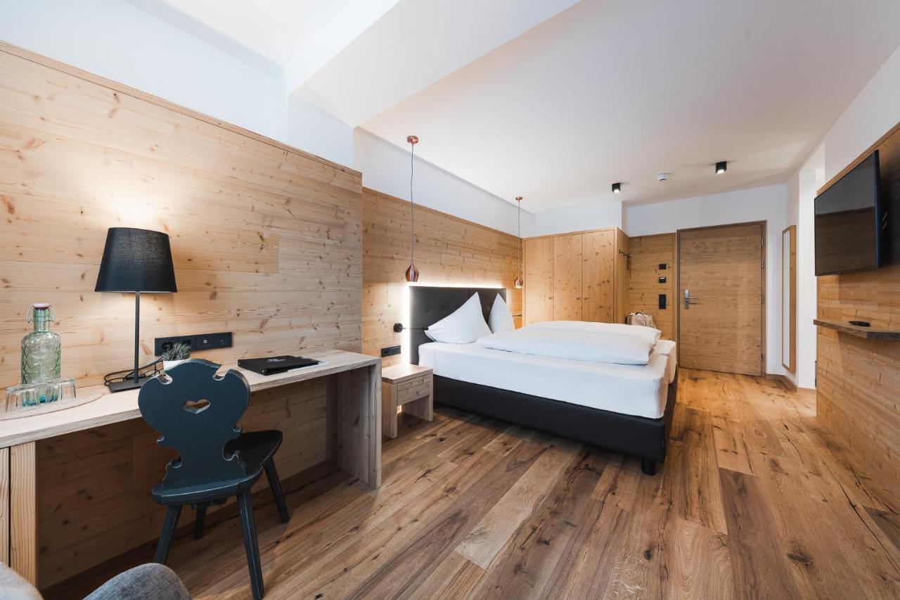 Hotel Zum Mohren Резія Екстер'єр фото