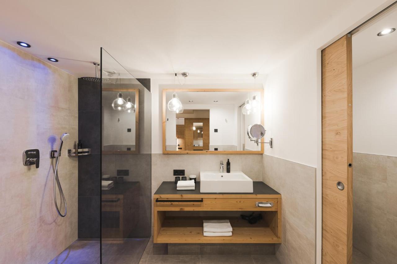 Hotel Zum Mohren Резія Екстер'єр фото