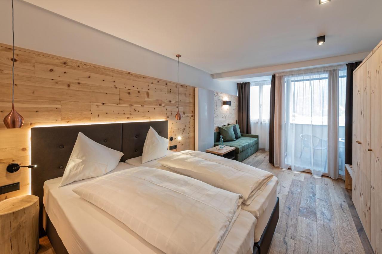 Hotel Zum Mohren Резія Екстер'єр фото