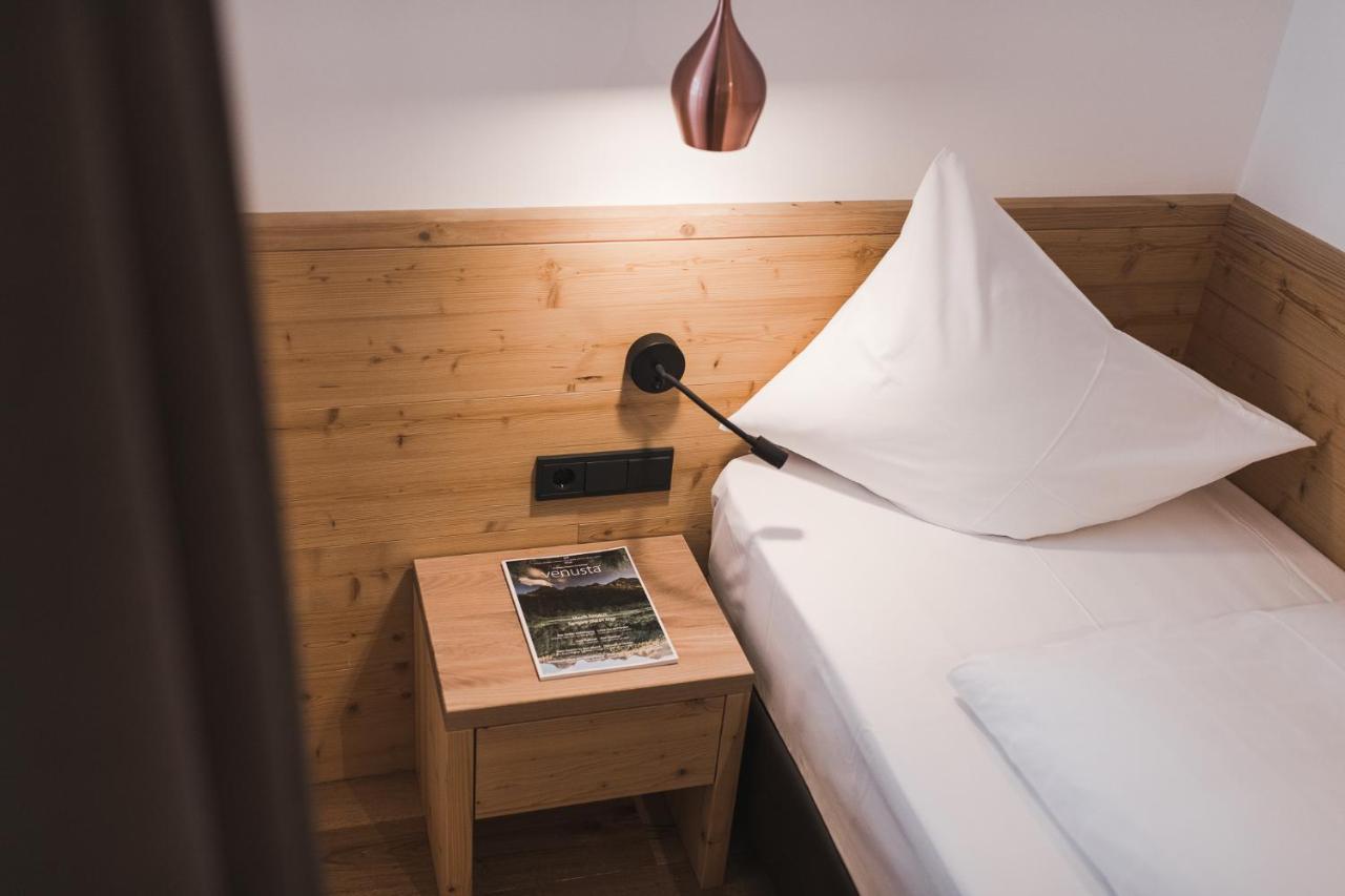 Hotel Zum Mohren Резія Екстер'єр фото